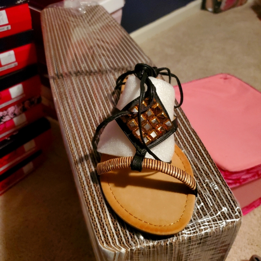 Shelly's wrap around open toe sandal